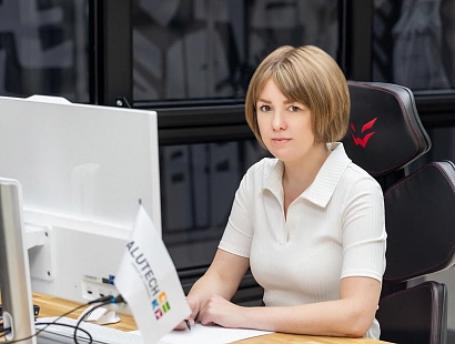 Елена Бутакова